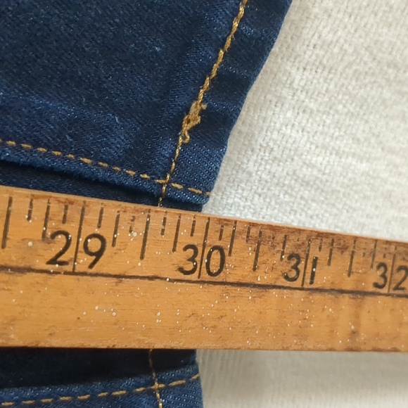 Levi's 714 Women's Straight Fit Dark Wash Jeans Size 27 Waist 30 Length EUC - Picture 13 of 14